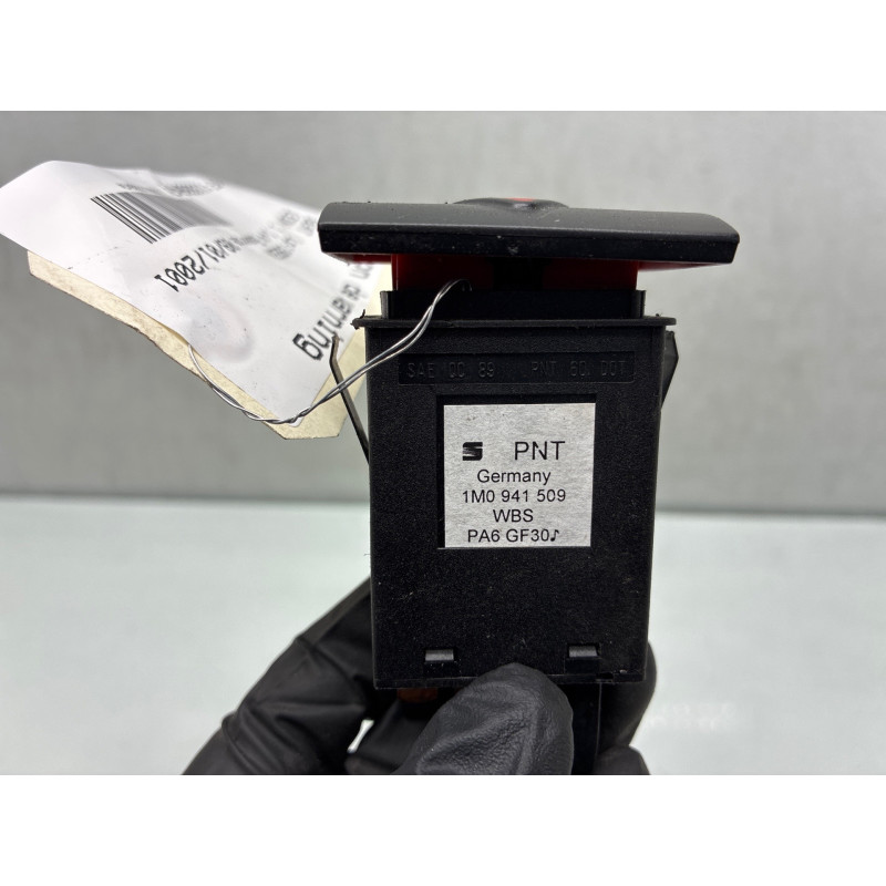 Bouton de warning SEAT LEON 1 Photo n°1