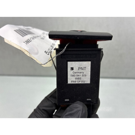 Bouton de warning SEAT LEON 1 Photo n°1