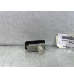 Bouton de coffre RENAULT CLIO 4