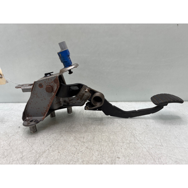 Pedale d'embrayage RENAULT CLIO 3 Photo n°3