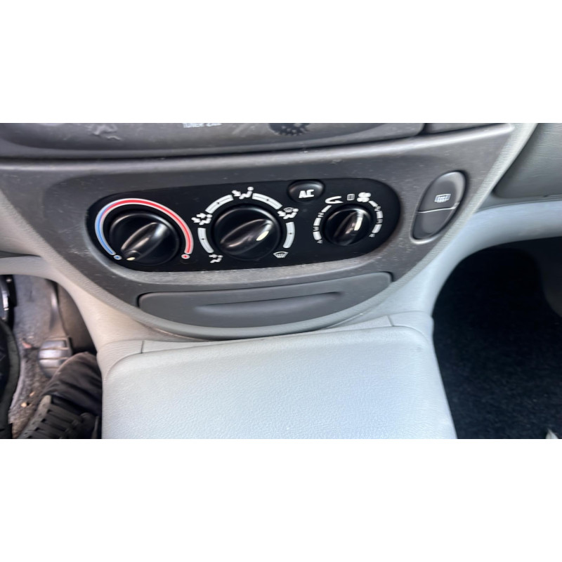 Neiman RENAULT SCENIC 1 Photo n°14