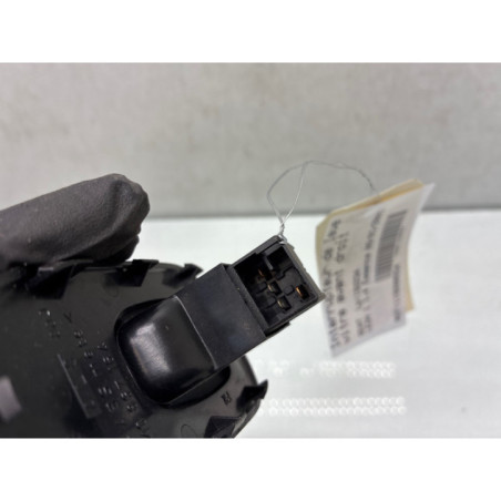 Interrupteur de leve vitre avant droit SEAT LEON 1
