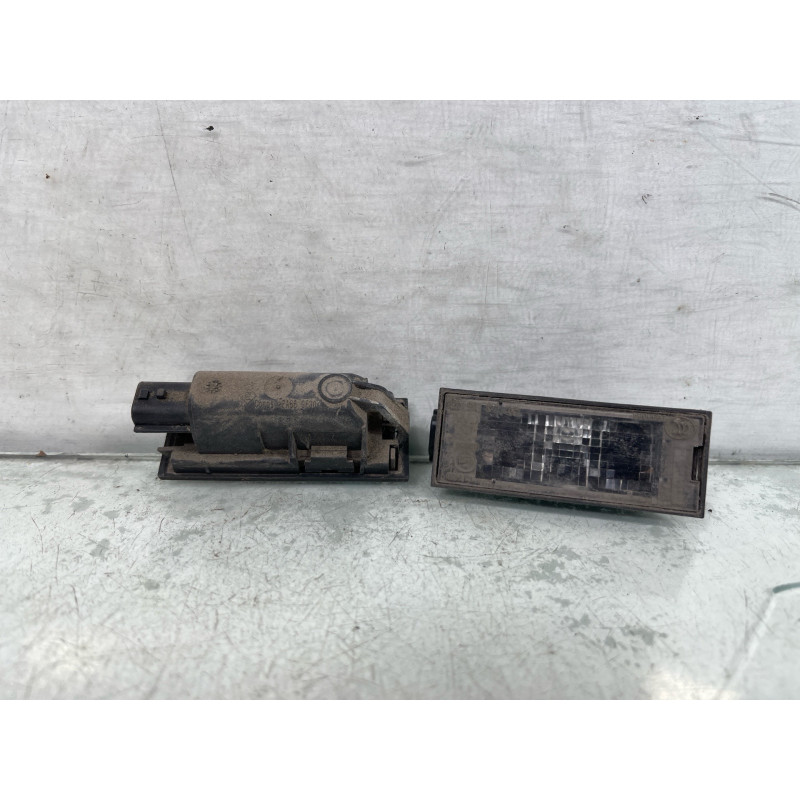 Eclairage de plaque RENAULT CLIO 4 Photo n°4