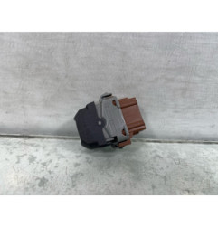 Interrupteur de leve vitre avant droit RENAULT CLIO 3