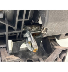 Poignee porte avant droit MERCEDES CLASSE A 176