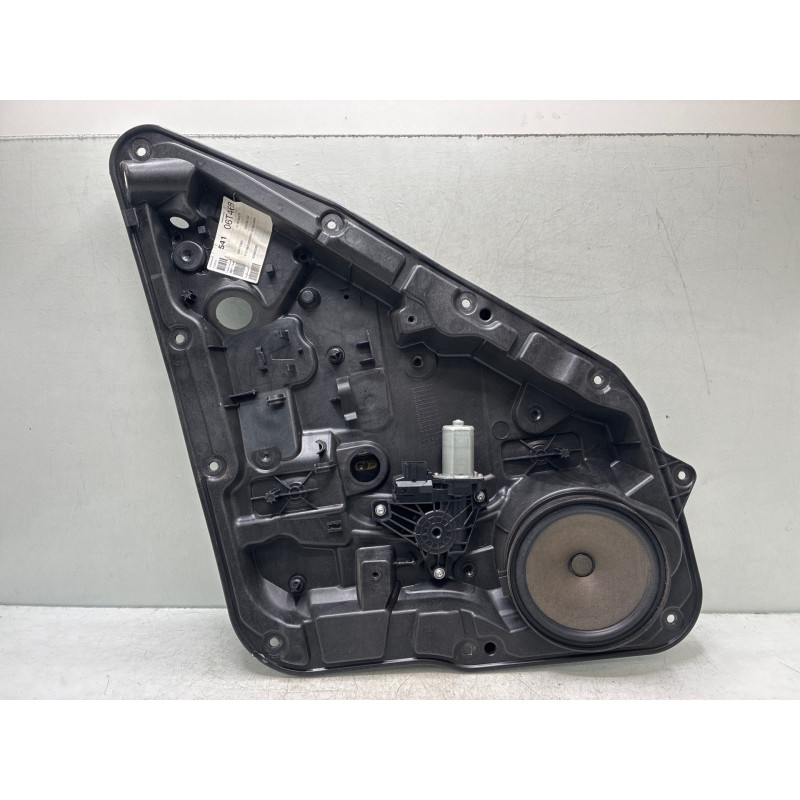Leve vitre electrique arriere droit MERCEDES CLASSE A 176 Photo n°5