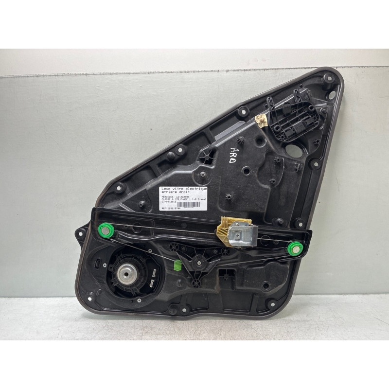 Leve vitre electrique arriere droit MERCEDES CLASSE A 176 Photo n°8