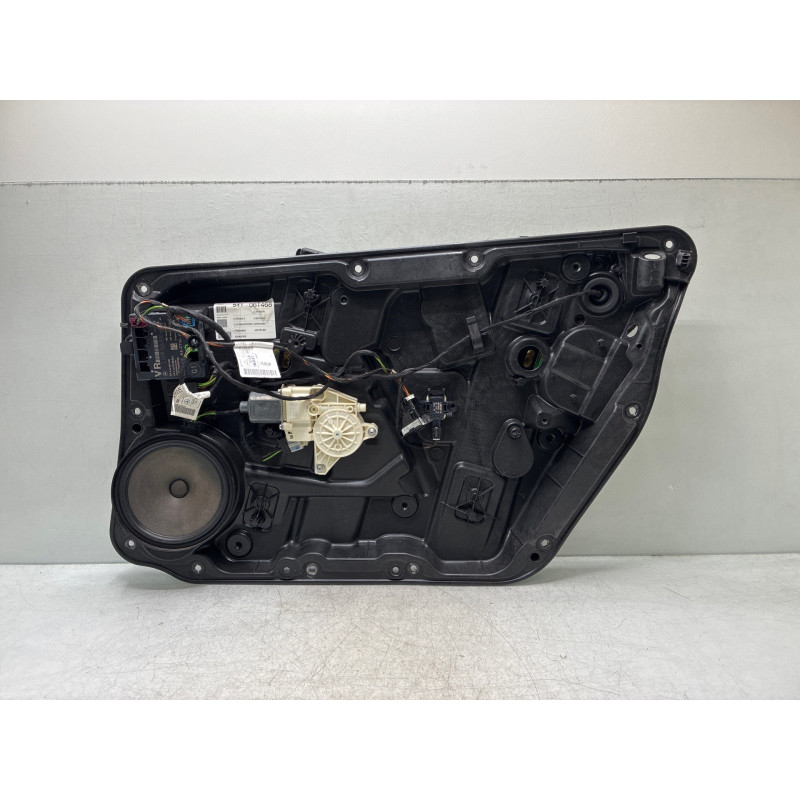 Leve vitre electrique avant droit MERCEDES CLASSE A 176 Photo n°4