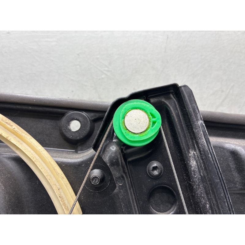 Leve vitre electrique avant droit MERCEDES CLASSE A 176 Photo n°12