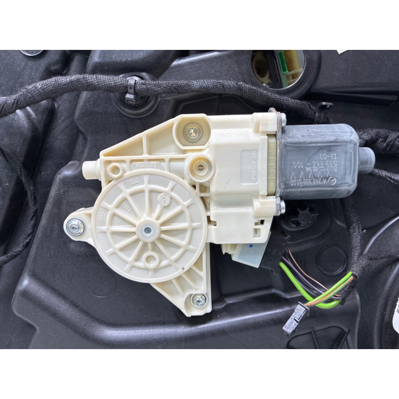 Leve vitre electrique avant gauche MERCEDES CLASSE A 176 Photo n°6
