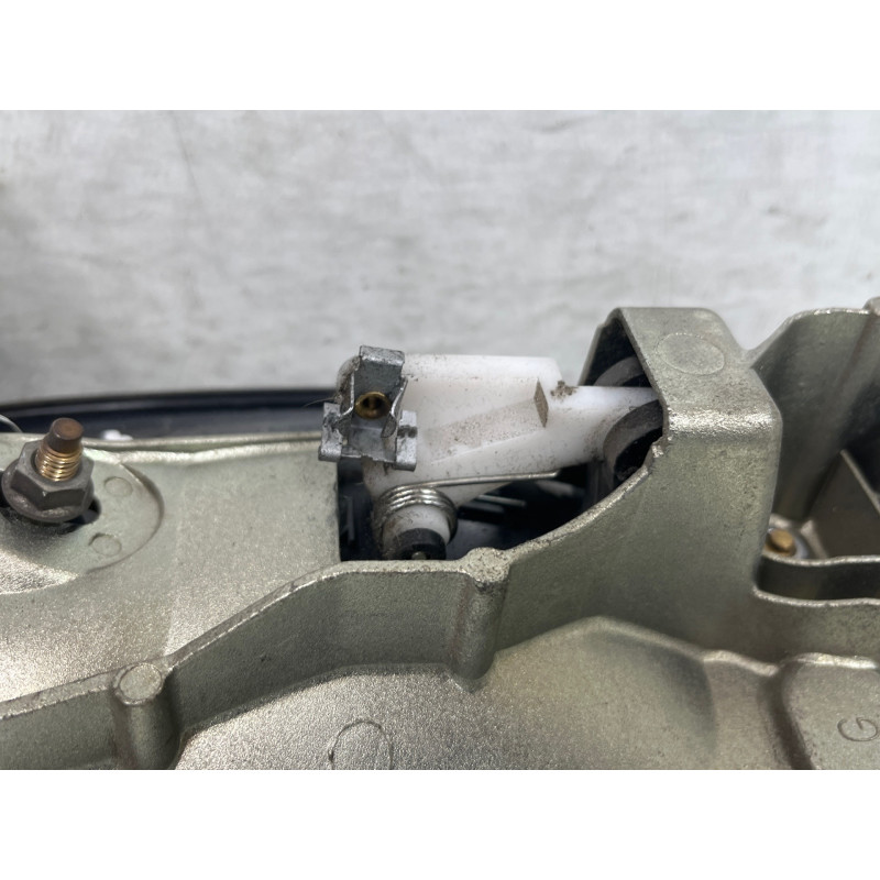 Poignee porte avant gauche RENAULT TRAFIC 2 Photo n°1