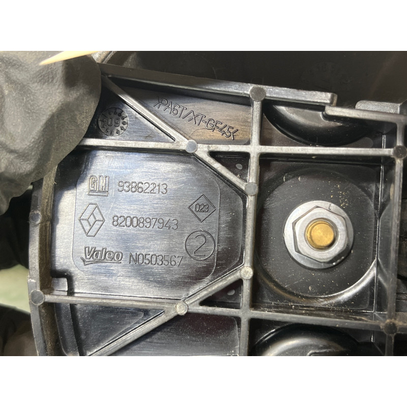 Poignee porte coffre gauche RENAULT TRAFIC 2 Photo n°4