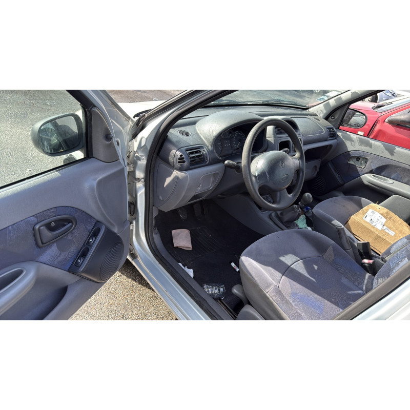 Serrure avant droit RENAULT CLIO 2 Photo n°15