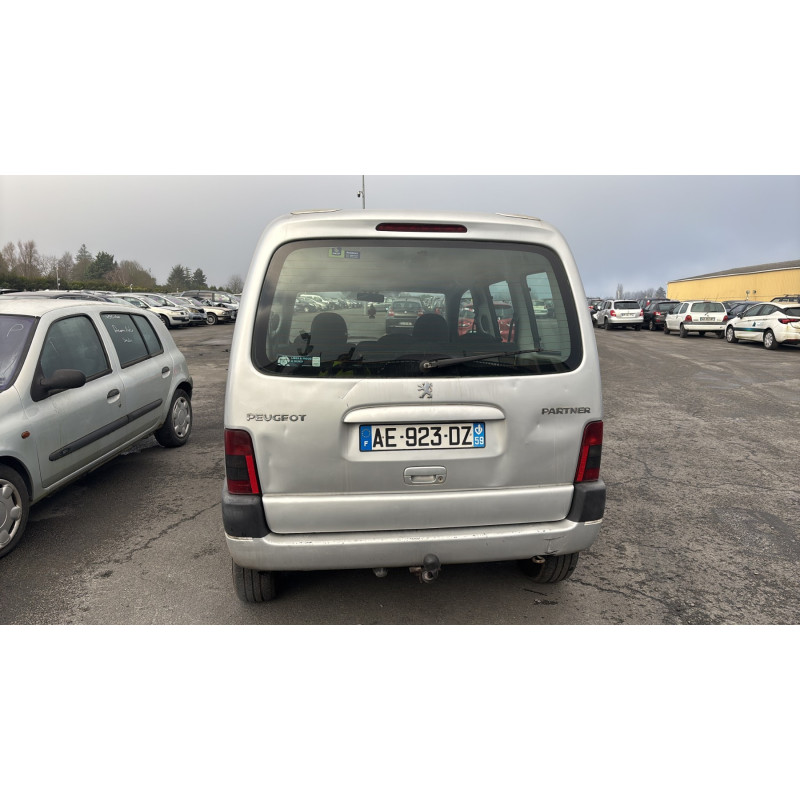 Serrure avant droit PEUGEOT PARTNER 1 Photo n°9