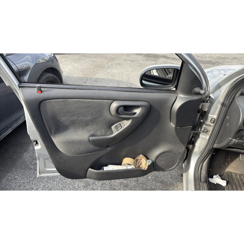 Serrure avant gauche OPEL CORSA C Photo n°13