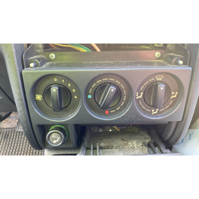 Serrure avant droit CITROEN ZX Photo n°17