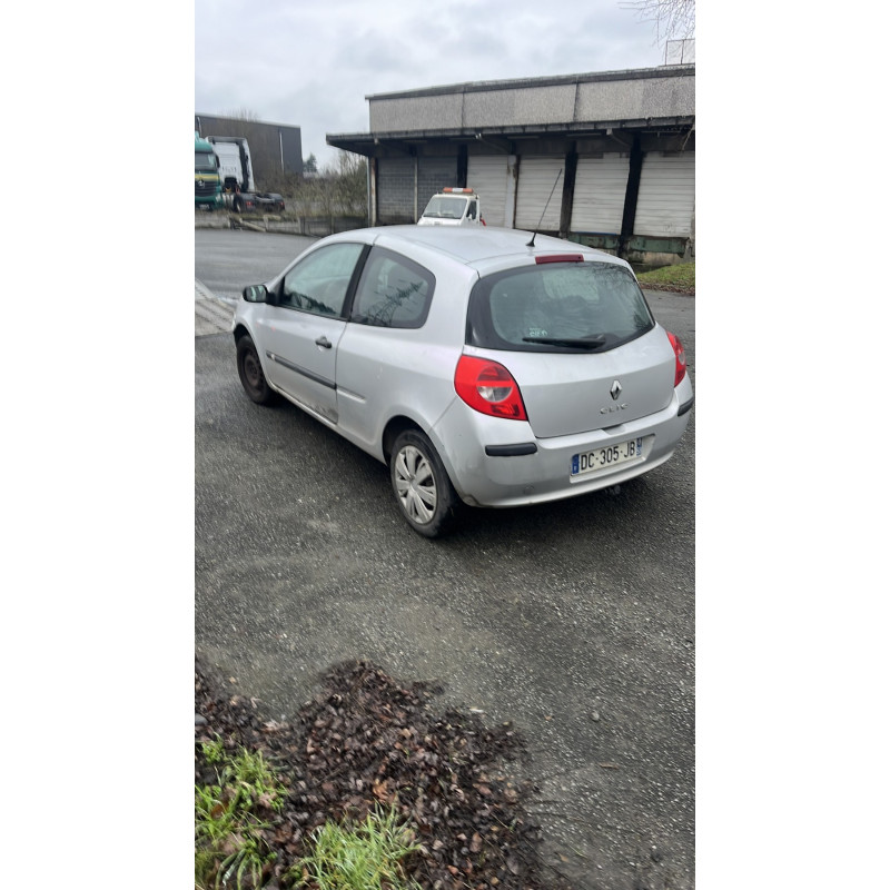 Serrure avant gauche RENAULT CLIO 3 Photo n°9
