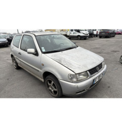 Serrure avant droit VOLKSWAGEN POLO 3
