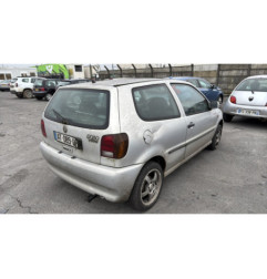 Serrure avant droit VOLKSWAGEN POLO 3