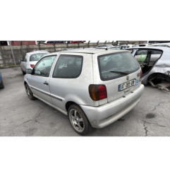 Serrure avant droit VOLKSWAGEN POLO 3