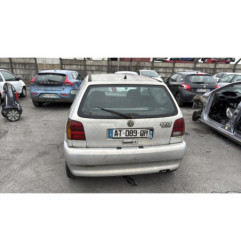 Serrure avant droit VOLKSWAGEN POLO 3