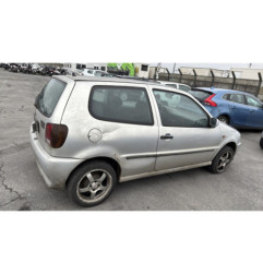 Serrure avant droit VOLKSWAGEN POLO 3