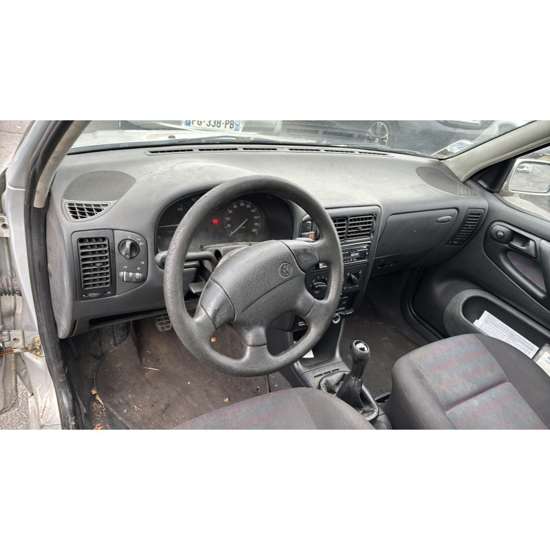 Serrure avant droit VOLKSWAGEN POLO 3 Photo n°15