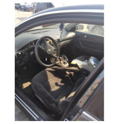 Serrure avant gauche VOLKSWAGEN PASSAT 4