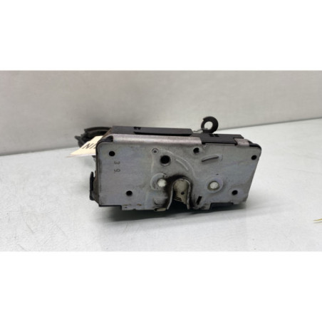 Serrure avant droit OPEL CORSA D Photo n°1