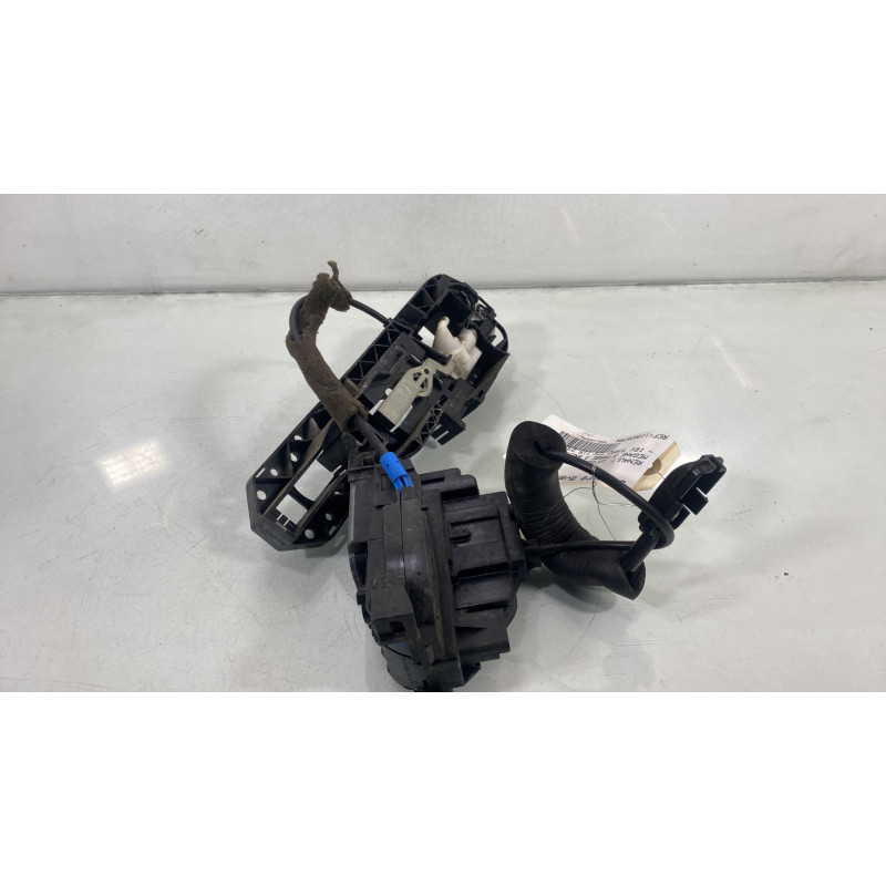 Serrure avant droit RENAULT MEGANE 3 Photo n°1