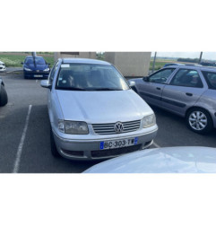 Serrure avant droit VOLKSWAGEN POLO 3