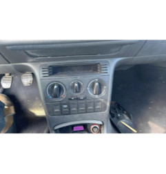 Serrure avant droit VOLKSWAGEN POLO 3