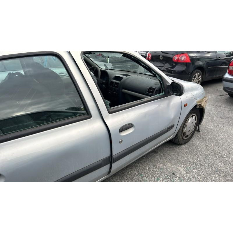 Serrure avant gauche RENAULT CLIO 2 Photo n°17