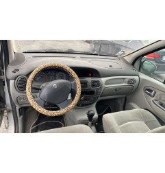 Serrure avant droit RENAULT SCENIC 1