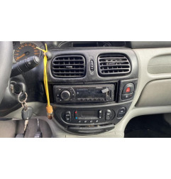 Serrure avant droit RENAULT SCENIC 1