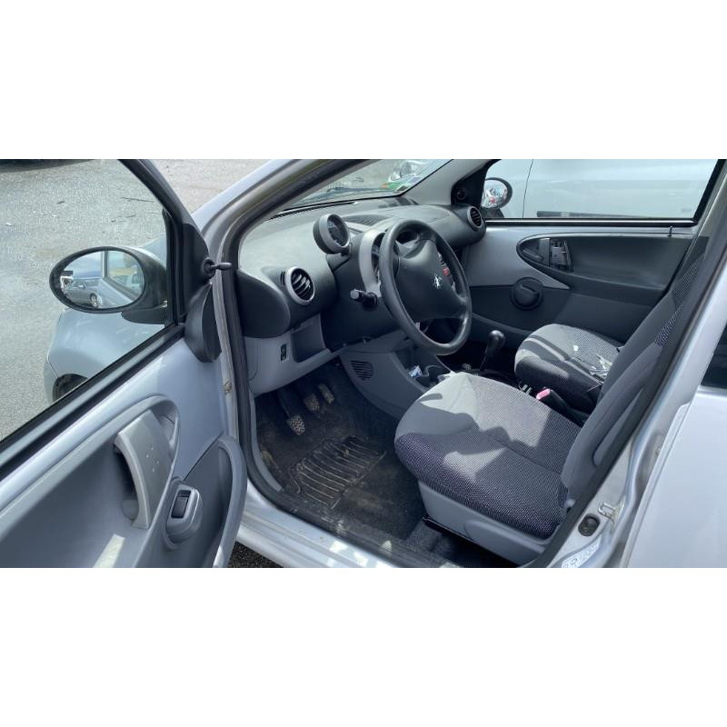 Serrure avant droit PEUGEOT 107 Photo n°6