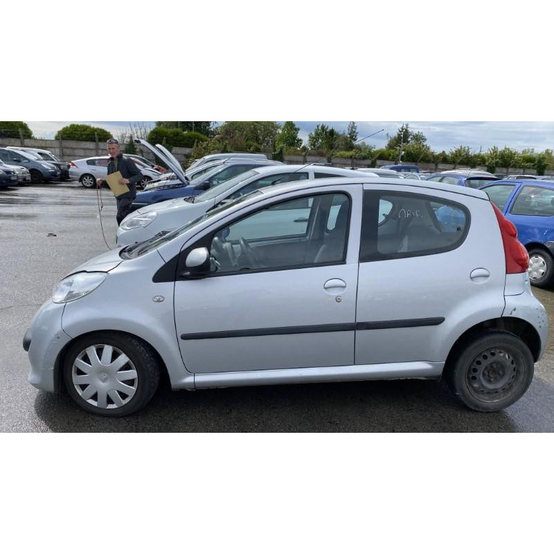 Serrure avant droit PEUGEOT 107 Photo n°10