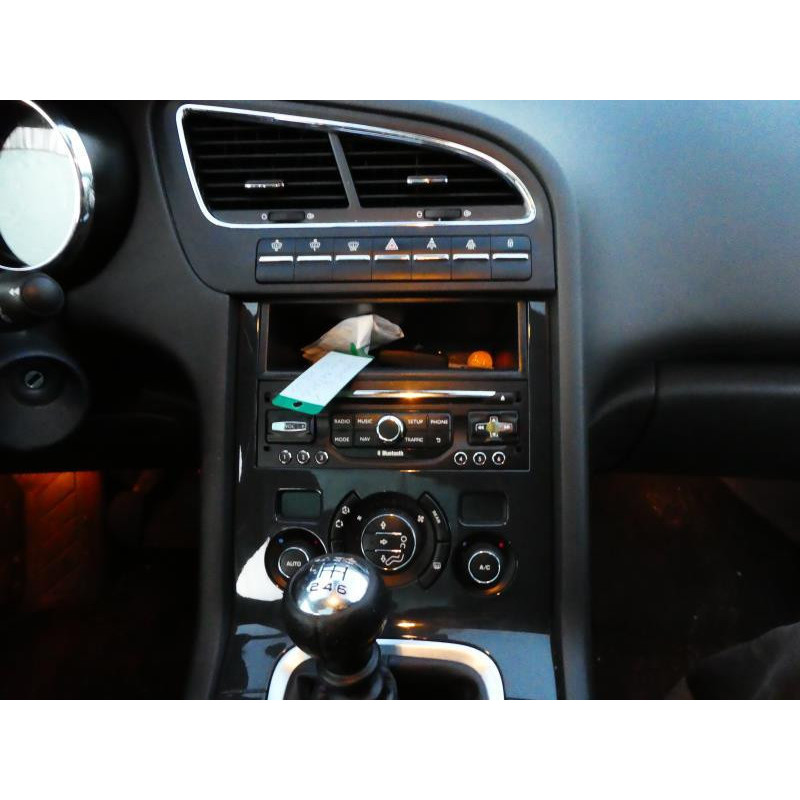 Serrure avant droit PEUGEOT 5008 1 Photo n°13