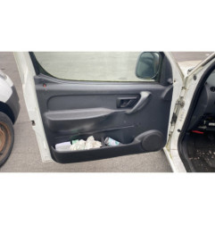 Serrure avant droit PEUGEOT PARTNER 1