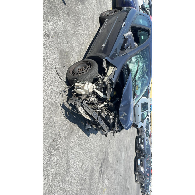 Serrure avant droit RENAULT CLIO 3 Photo n°17