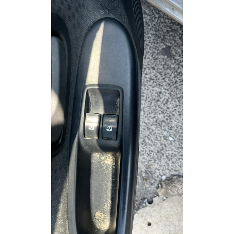 Serrure avant droit RENAULT CLIO 2 CAMPUS Photo n°9