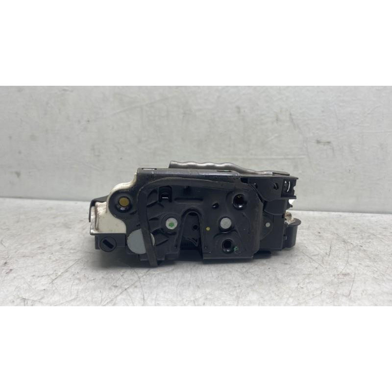 Serrure avant droit VOLKSWAGEN SHARAN 2 Photo n°2