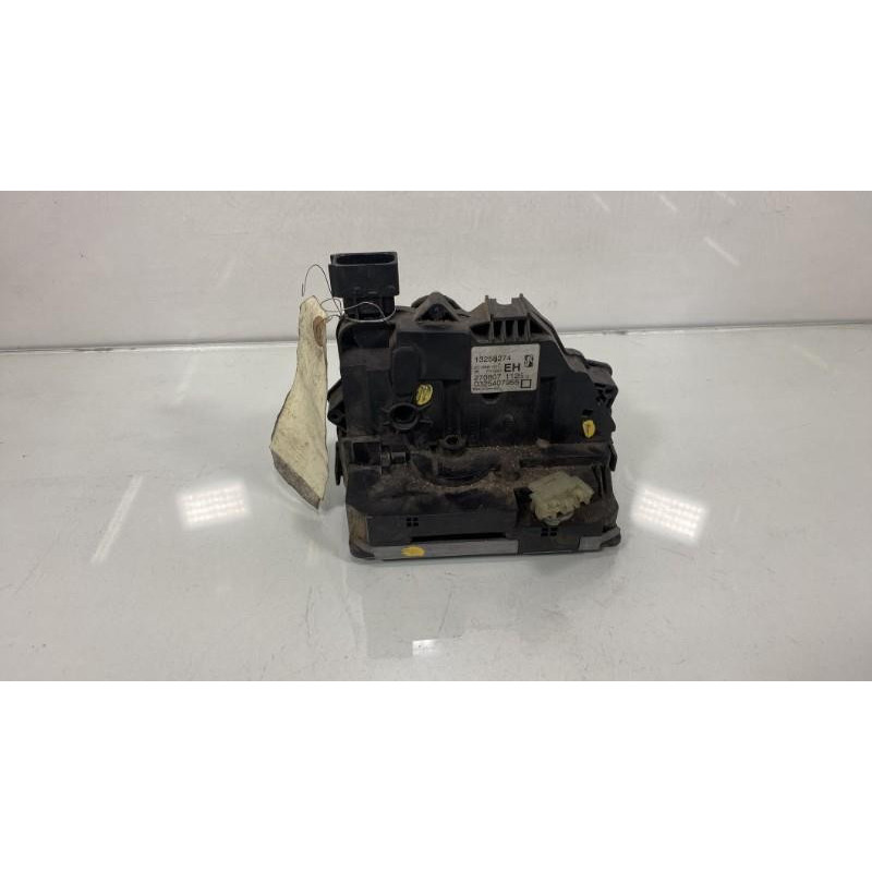 Serrure avant droit OPEL CORSA D Photo n°8