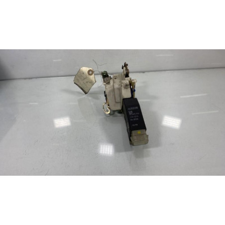Serrure avant droit OPEL CORSA B Photo n°1