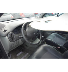 Serrure avant droit RENAULT SCENIC 1