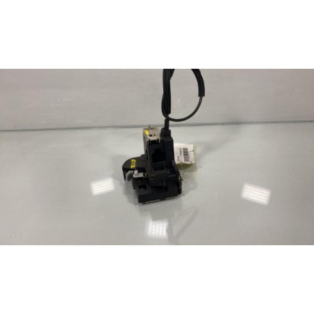 Serrure avant droit RENAULT CLIO 2