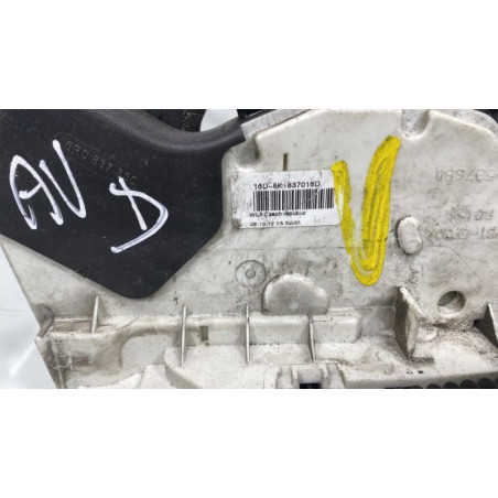 Serrure avant droit VOLKSWAGEN POLO 5