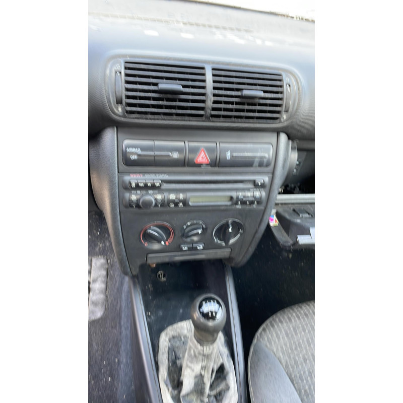 Serrure avant gauche SEAT TOLEDO 2 Photo n°4