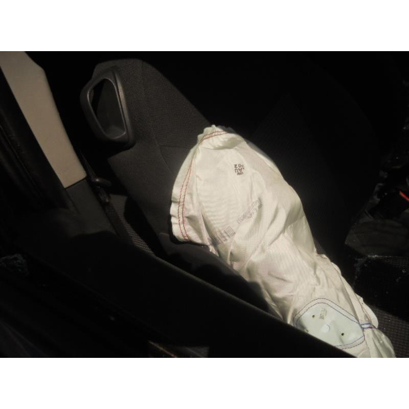 Serrure avant droit OPEL CORSA D Photo n°15