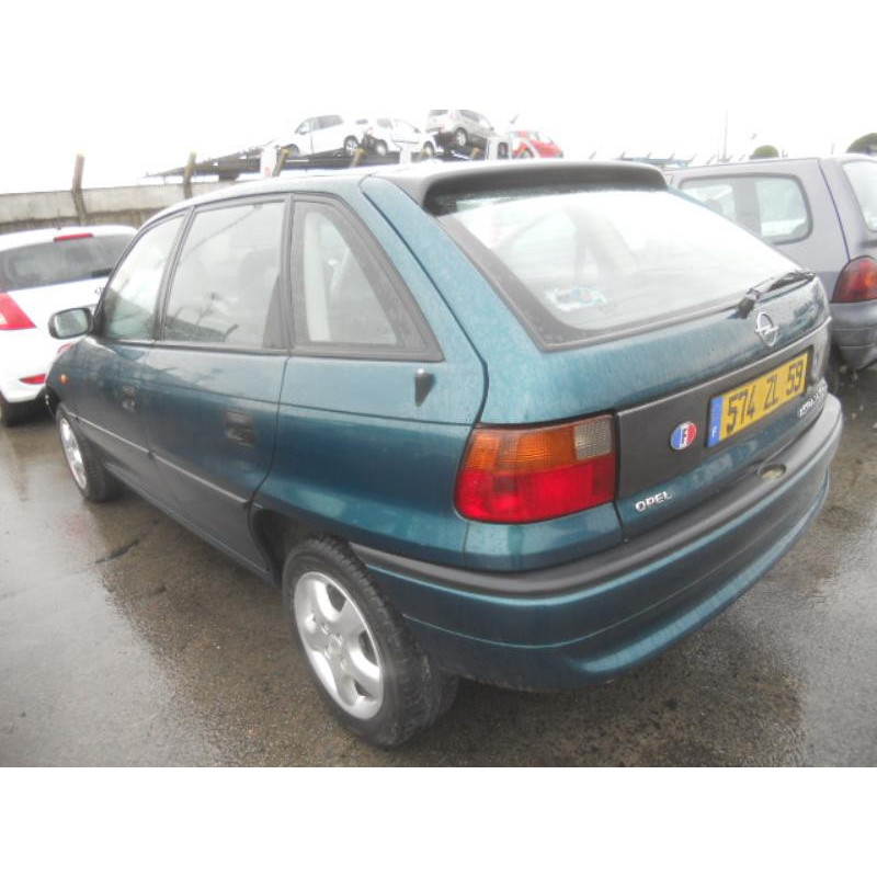 Serrure avant droit OPEL ASTRA F Photo n°15
